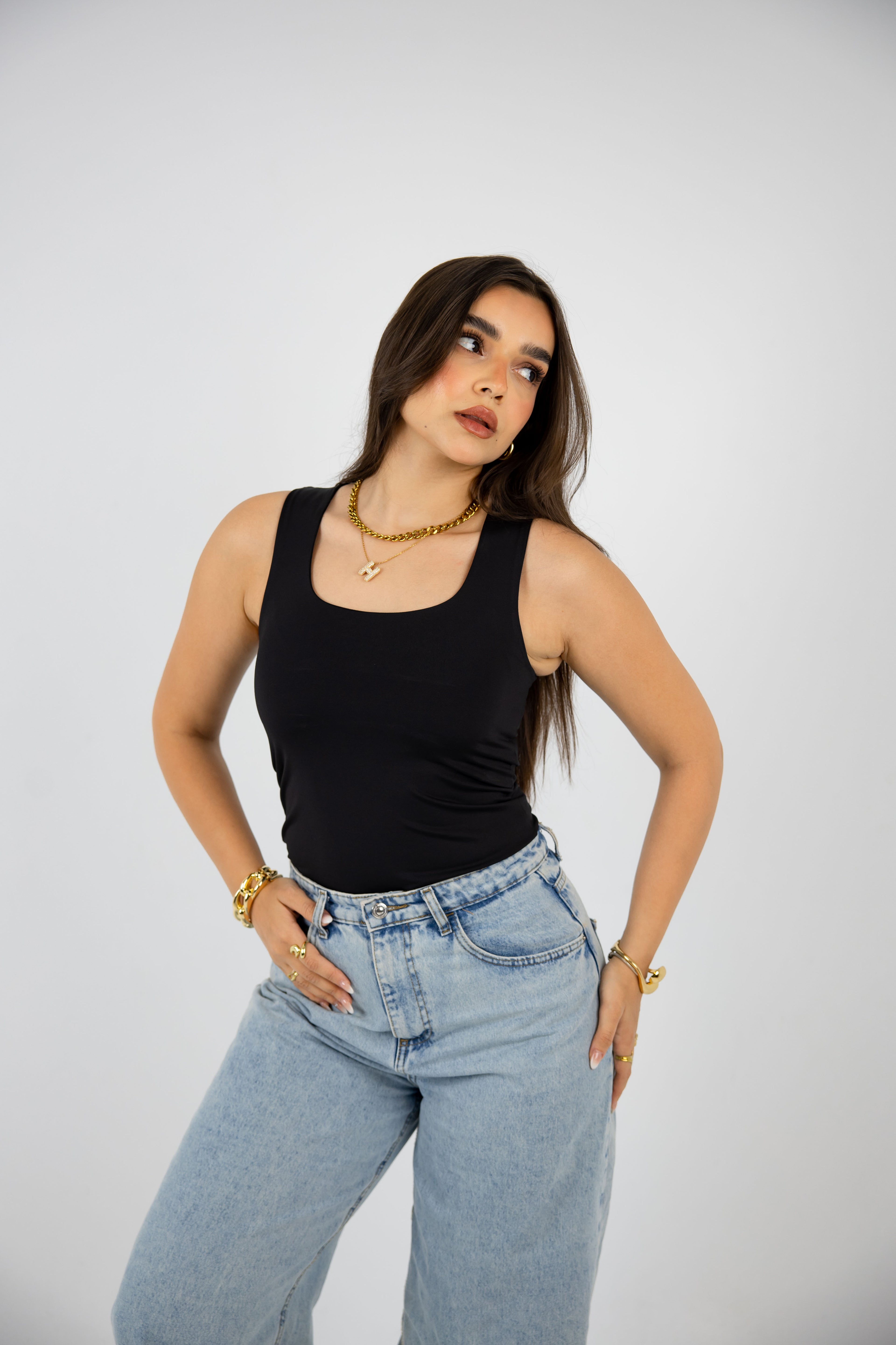Women's top with wide straps